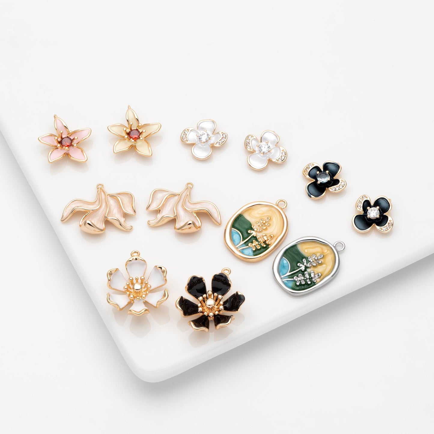 4pcs Gold/ Silver Tone Enamel Flower Charms, 18K Real Gold/ Rhodium plated Brass, Floral Earring Pendants (GB-3950)
