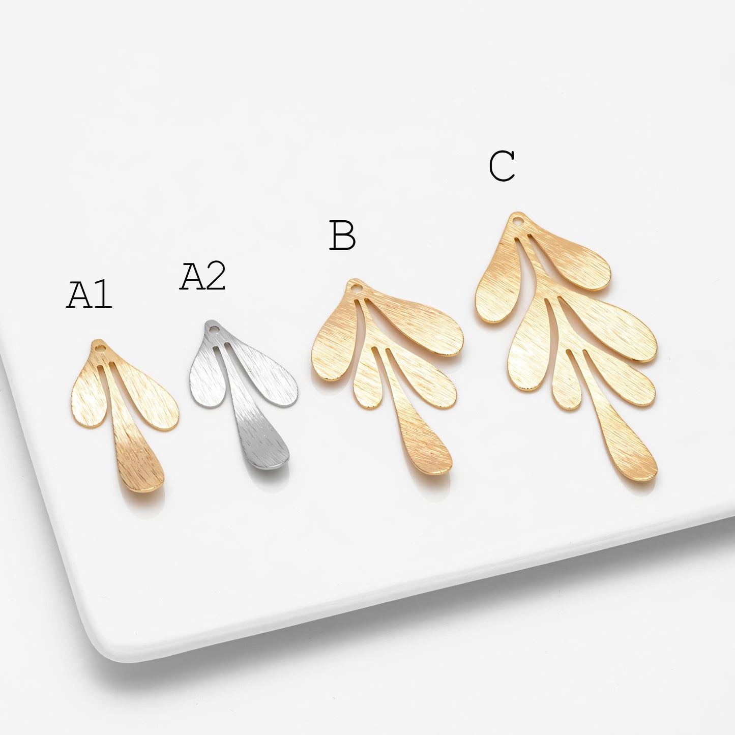 10pcs Brushed Gold/ Silver Leaf Charms , Real Gold/ Rhodium plated Brass, Lead Nickel Free (GB-467)