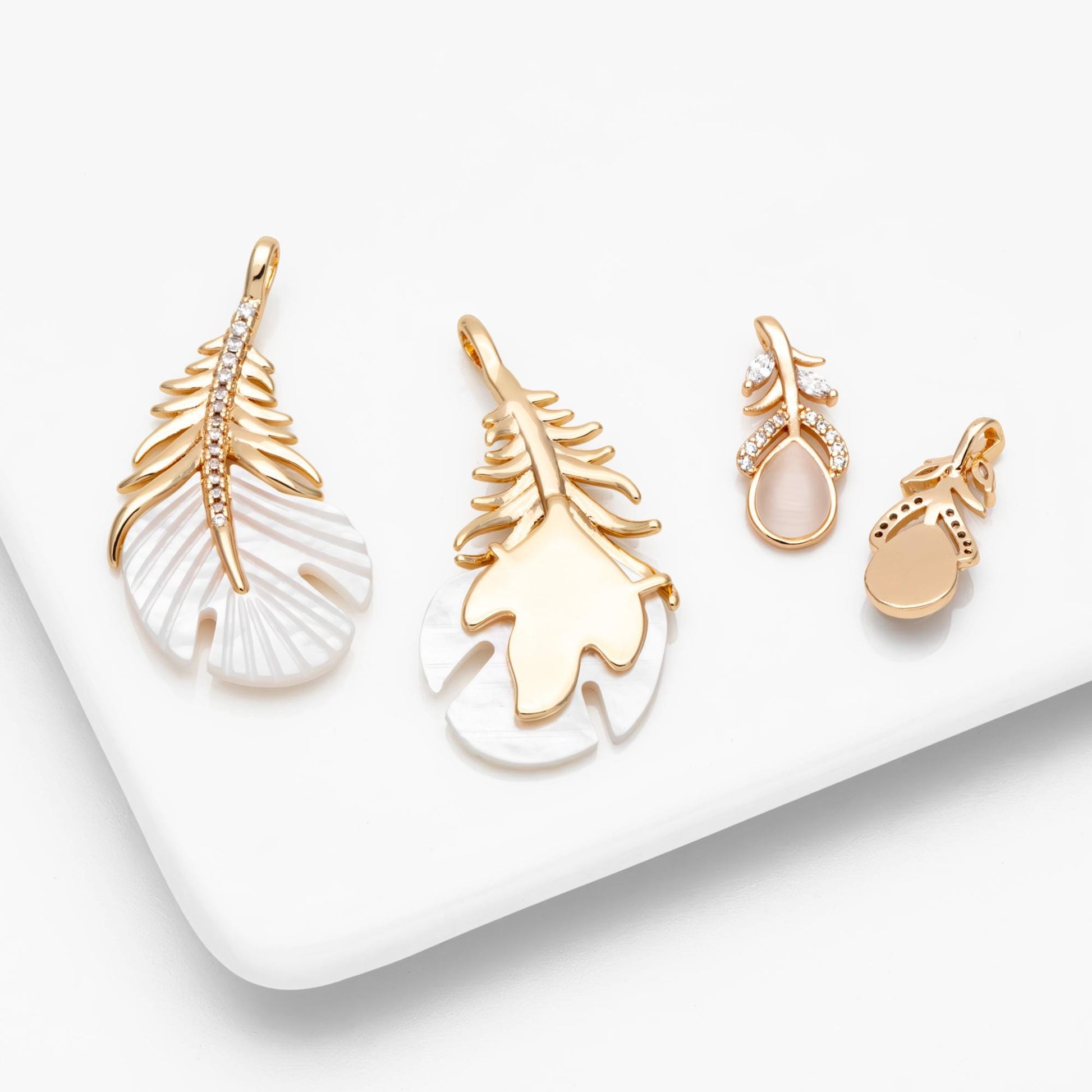4pcs Dainty Feather Charms , 18K Gold plated Brass, CZ Gold Feather Pendants (GB-3343)