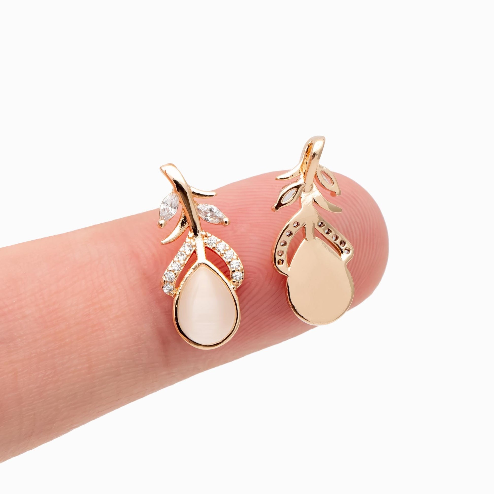 4pcs CZ Pave Cats-Eys Stone Feather Charms, Jewelry Making, Diy Material, Jewelry Supplies (GB-3343-B)