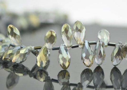 78 beads Teardrop Crystal Faceted beads 17x8mm, Sparkly Glass Briolette, Olivine- (HS-16-4)