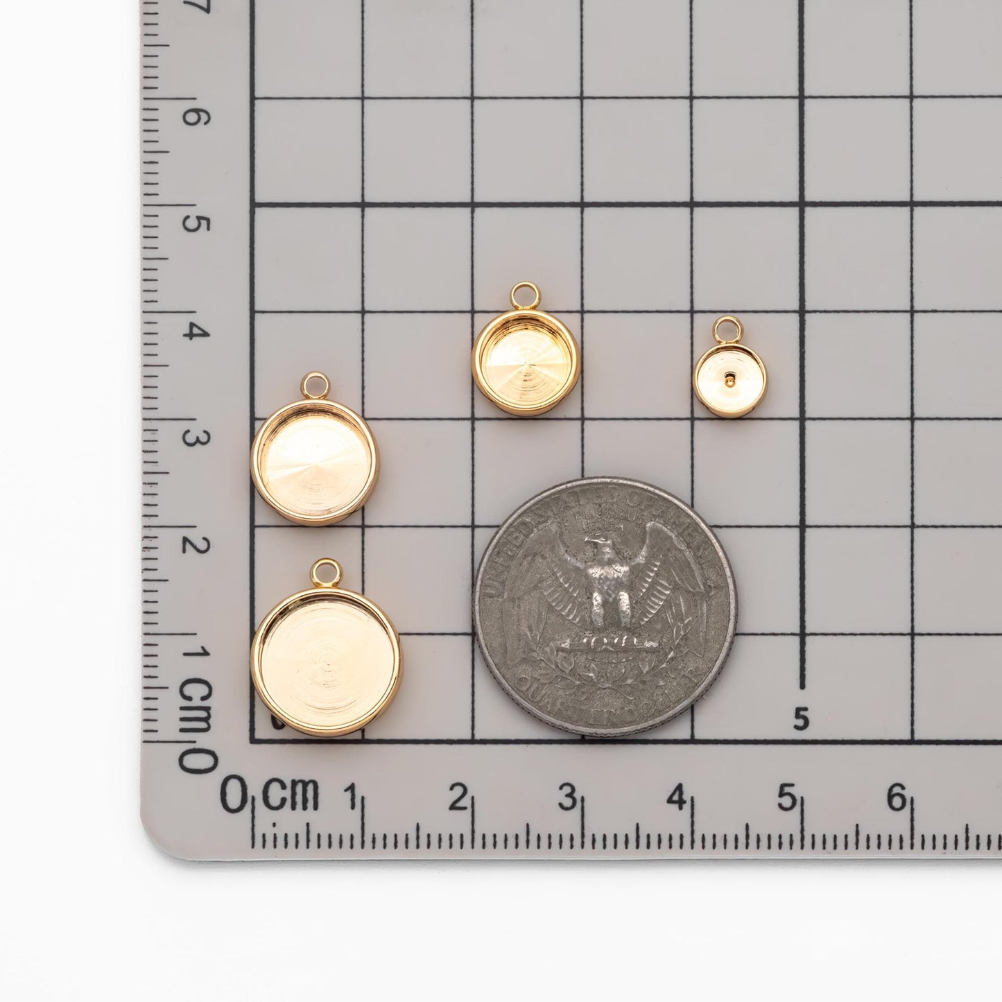 10pcs Gold/ Silver tone Bezel Setting, Round Blank Charm Pendants, inner 8/ 10/ 12mm, Gold/ Rhodium plated Brass Cabochon Base (GB-1748)