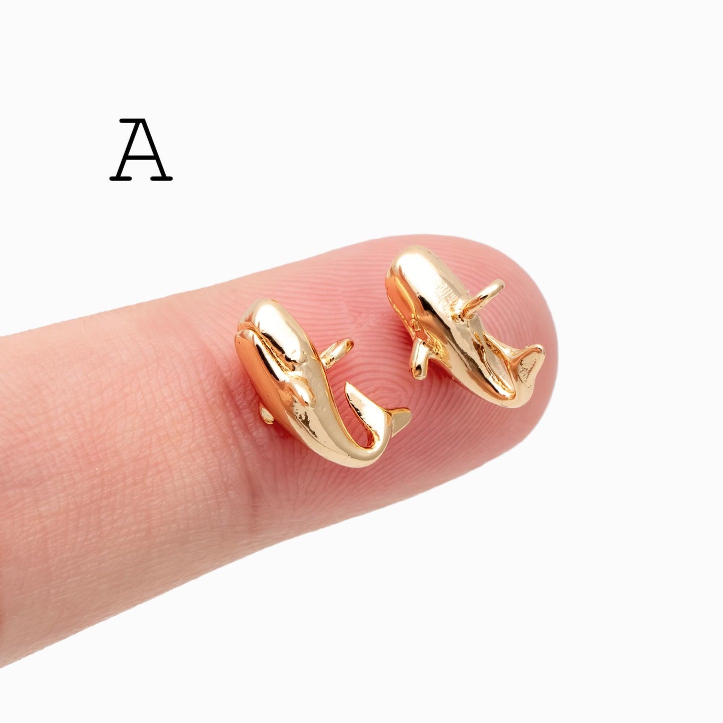 4pcs CZ Pave Gold Whale charm, 18K Real Gold plated Brass, 3D Whale Charm, Whale pendant (GB-2560)