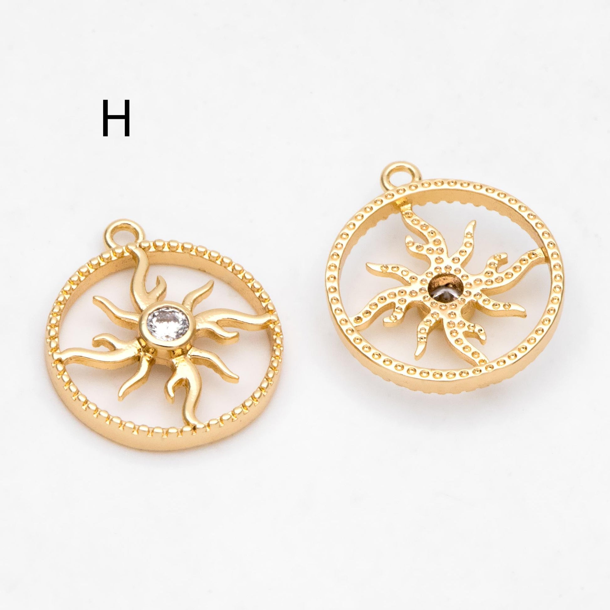 4pcs Gold Sun Charms , 18K Gold plated Brass, Sun Pendants Wholesale (GB-1311)