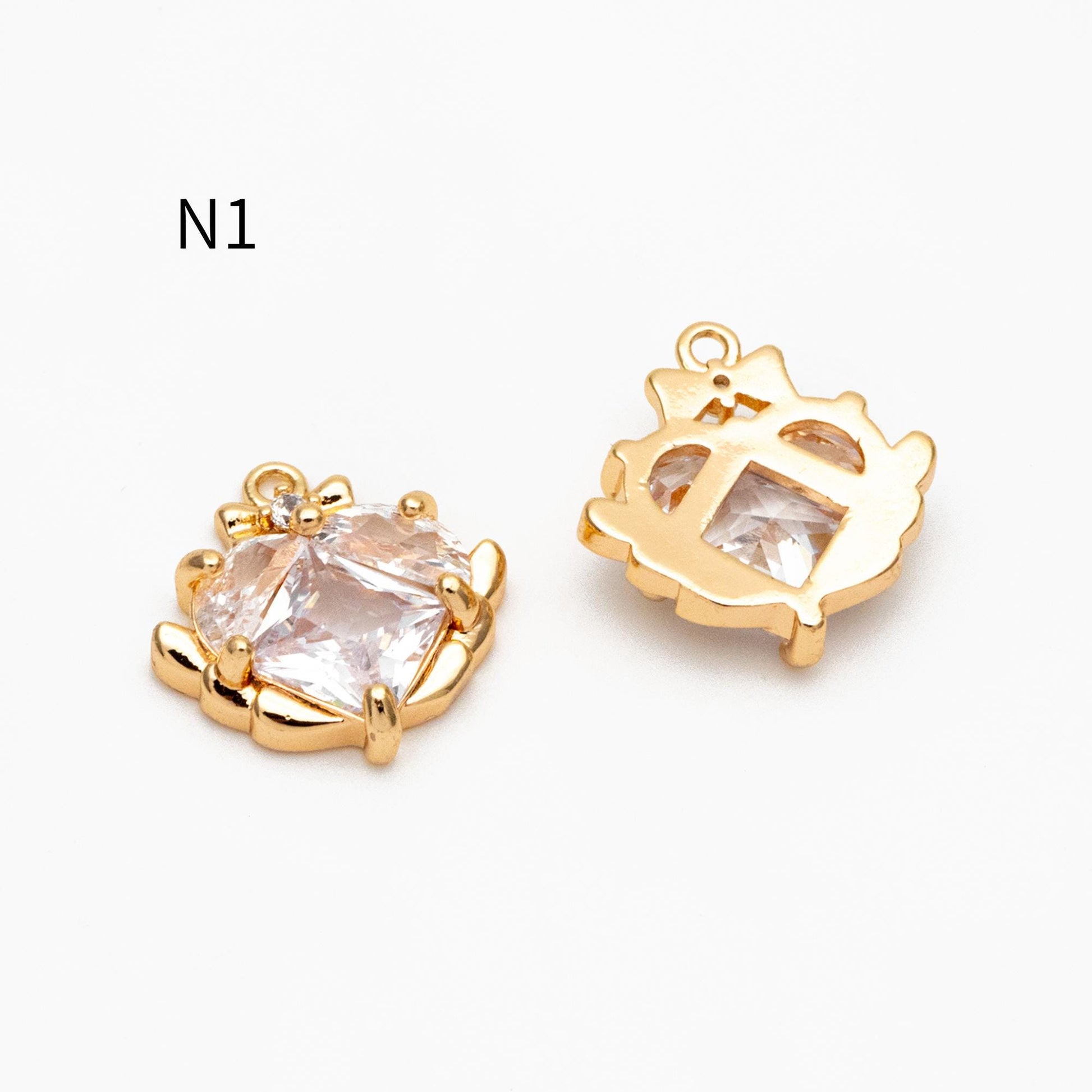 4pcs Gold/ Silver Tone Heart Charms, 18K Gold/ Rhodium plated Brass, Dainty Heart Pendants (GB-2782)