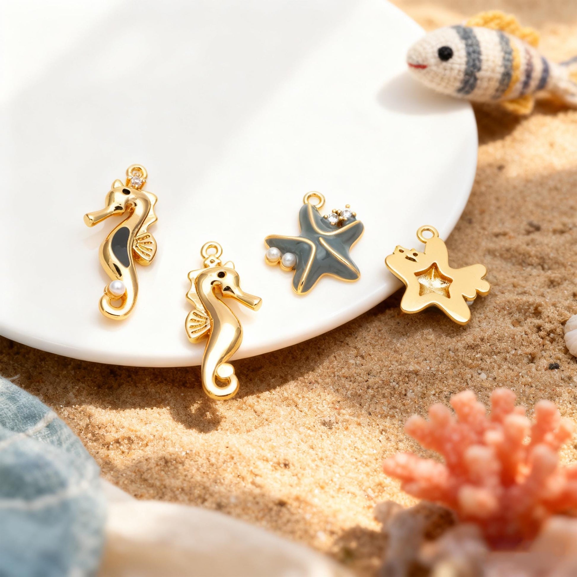 4pcs CZ Pave Enamel Seahorse and Starfish Charms, Gold plated Brass Marine Animal Charms (GB-4679)