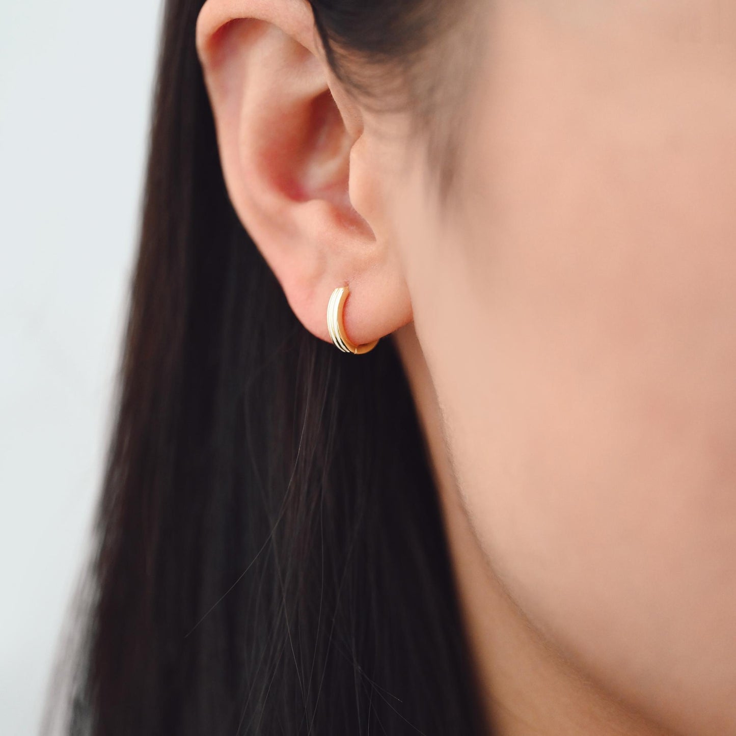 4pcs Enamel Hoop Earrings, 18K Gold plated Brass, Minimalist Circle Huggies (GB-3717)