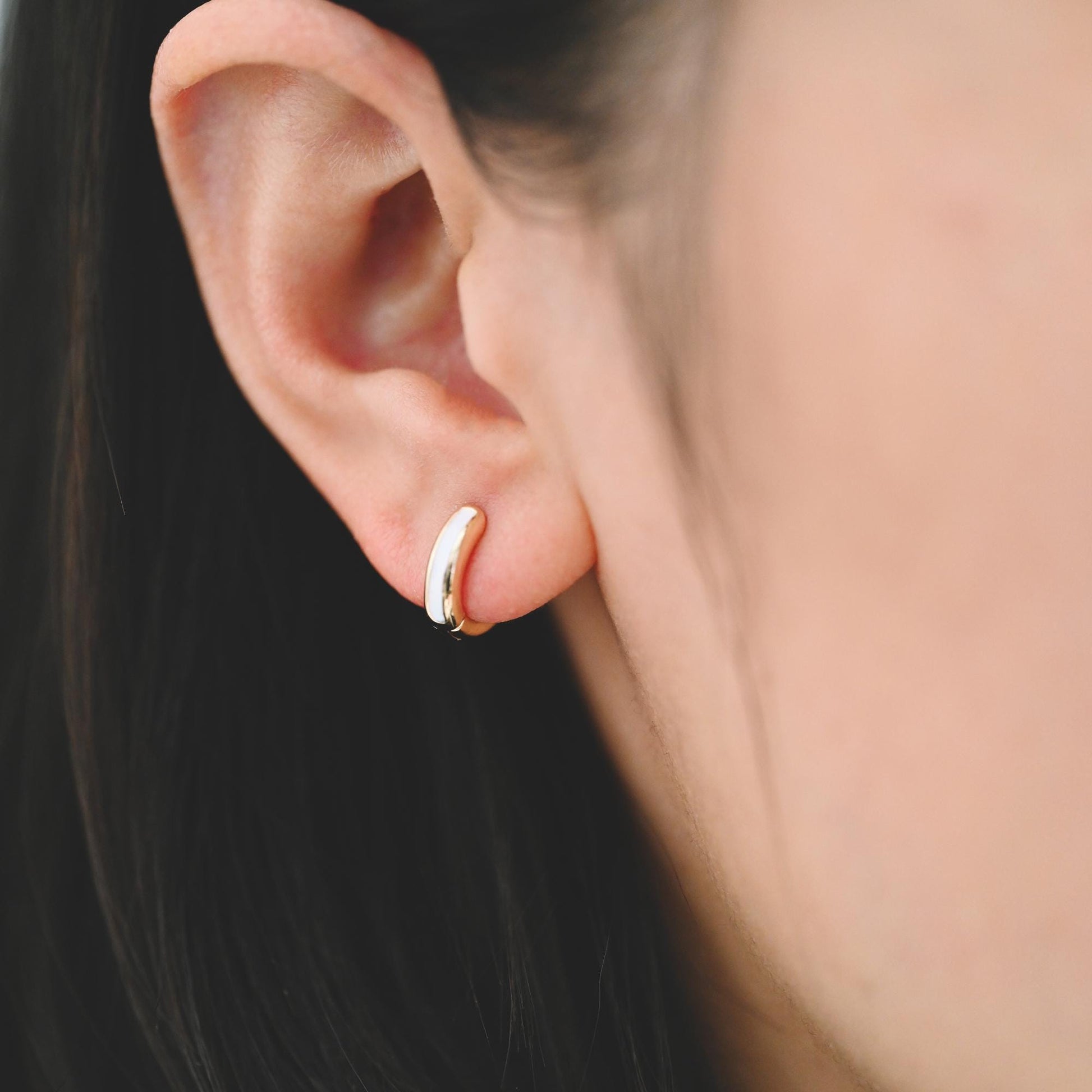 4pcs Enamel Hoop Earrings, 18K Gold plated Brass, Minimalist Circle Huggies (GB-3717)