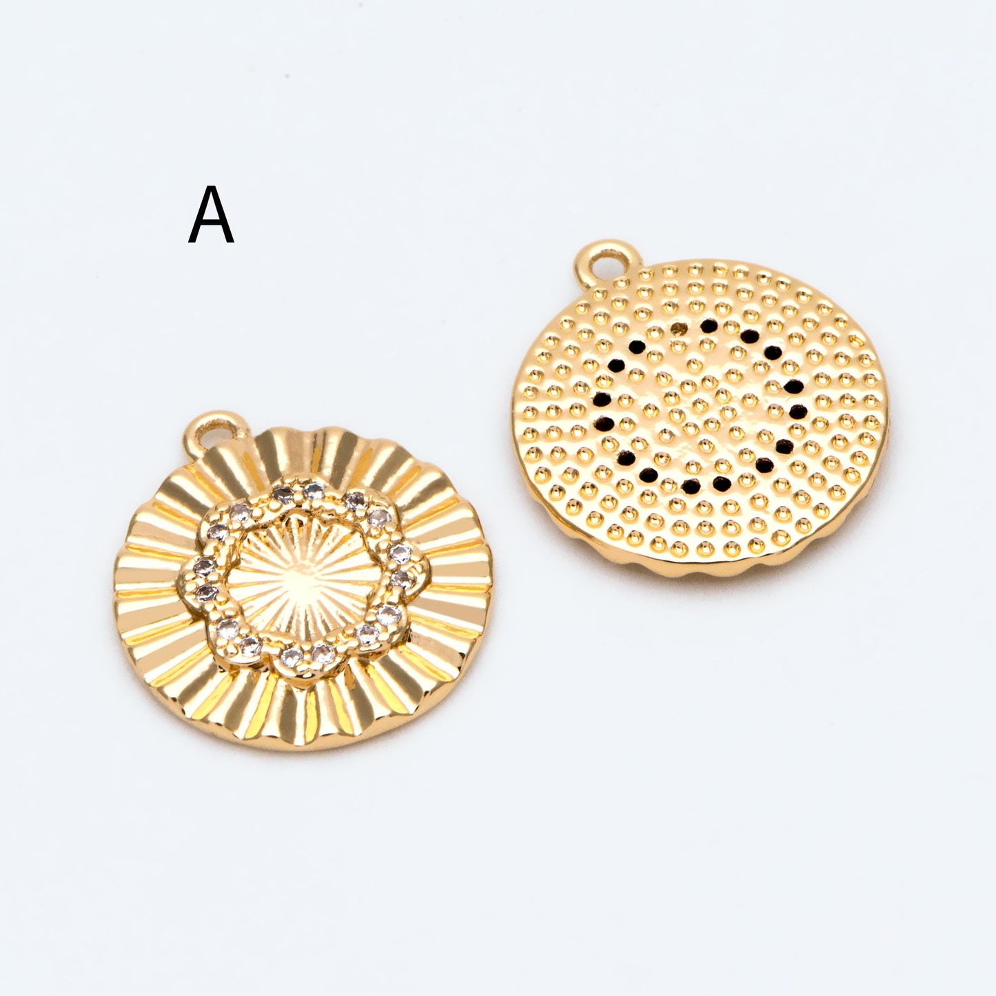 4pcs Gold Round Sun Charms , 18K Gold plated Brass, Disk Sun Pendants (GB-1232)
