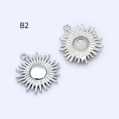 4pcs Gold Sun Charms , 18K Gold plated Brass, Sun Pendants Wholesale (GB-1311)