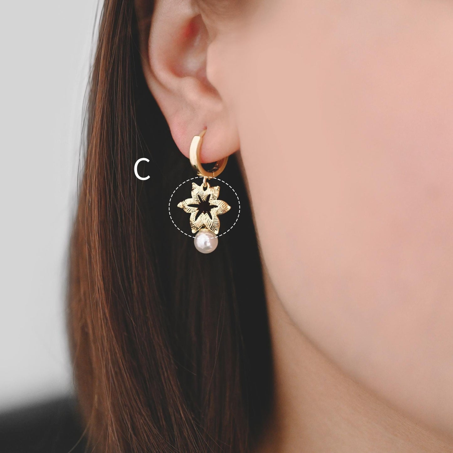 10pcs Gold Leaf Charm Connectors , Real Gold plated Brass, Leaf Pendant with Two Loops (GB-4391)