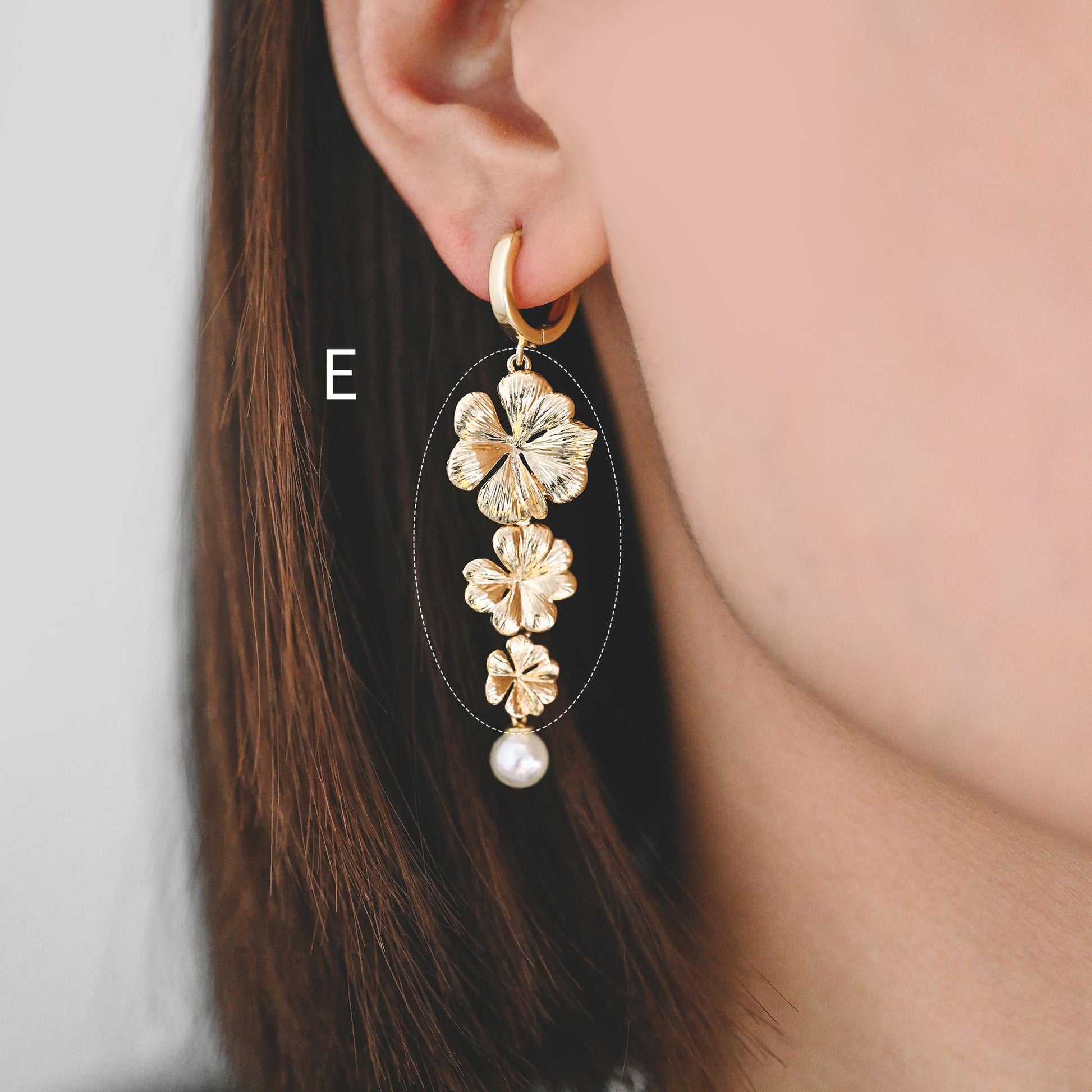 10pcs Gold Leaf Charm Connectors , Real Gold plated Brass, Leaf Pendant with Two Loops (GB-4391)