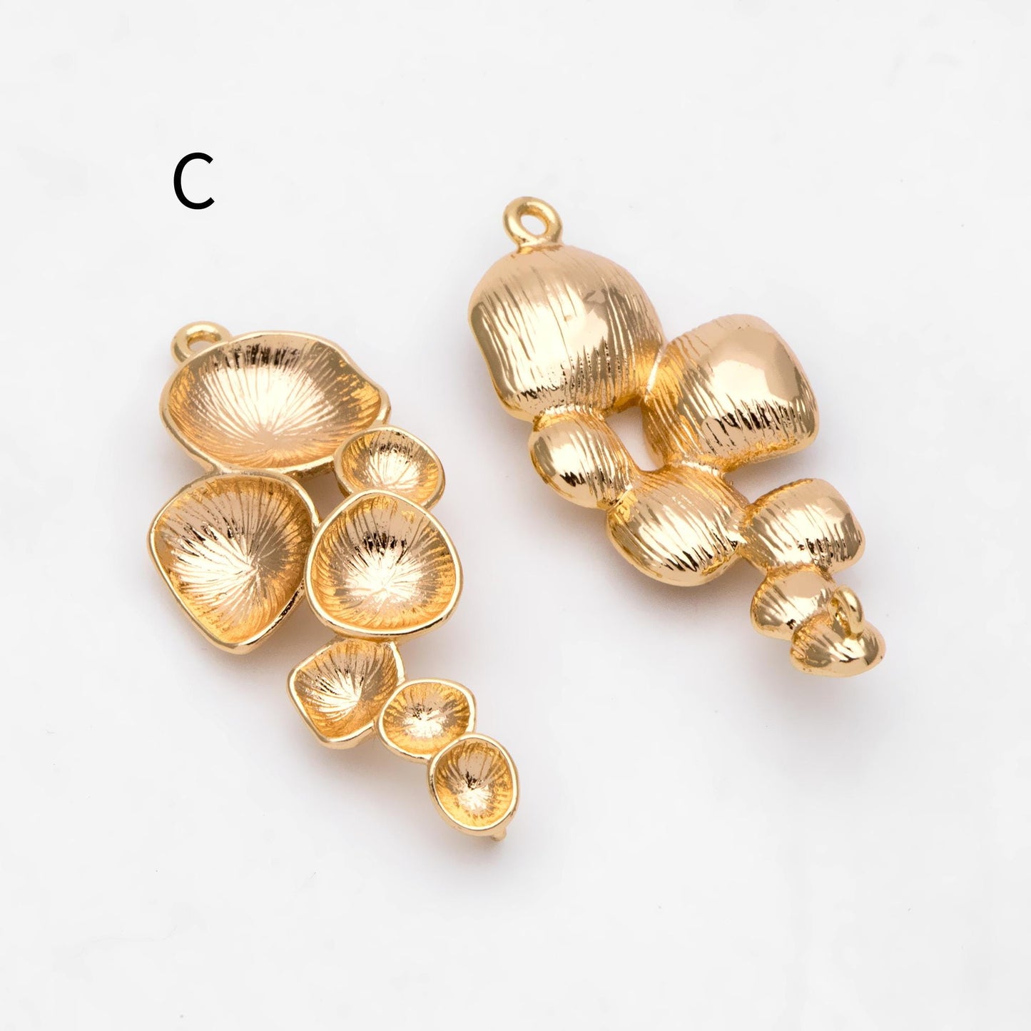 10pcs Gold Lotus Leaf Connectors, 18K Gold plated Brass, Lotus Leaves Charm Connectors (GB-3076)