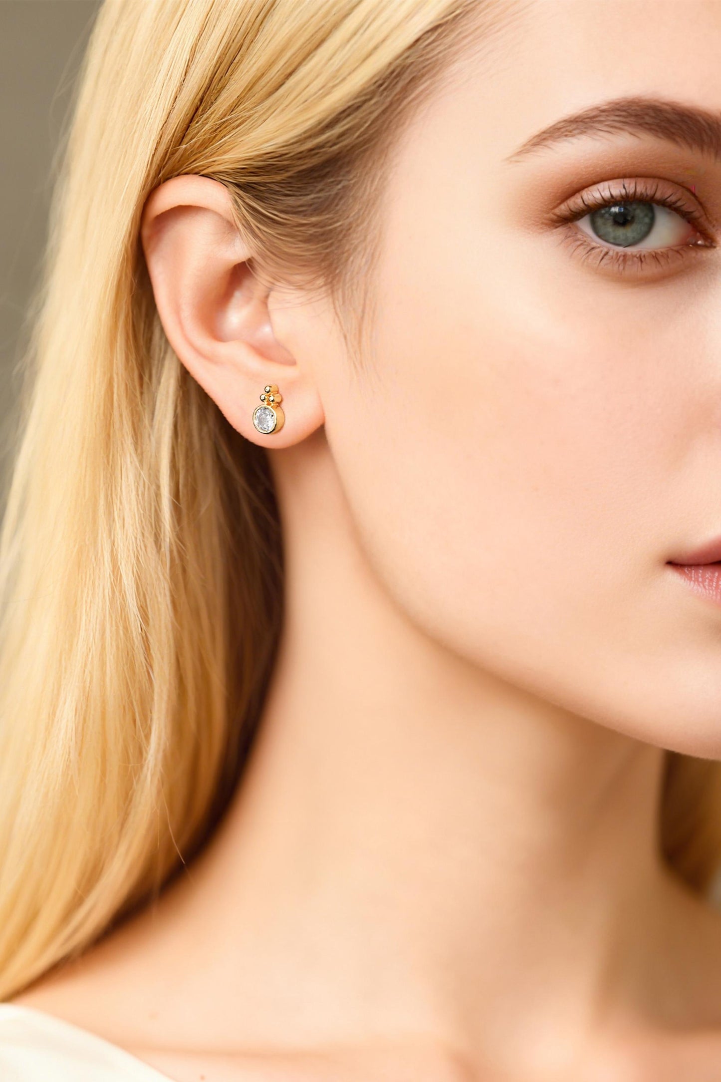 10pcs CZ Pave Round Trinity Ear Posts 10x6mm, Gold Plated Brass Dainty Stud Earrings (GB-3639)