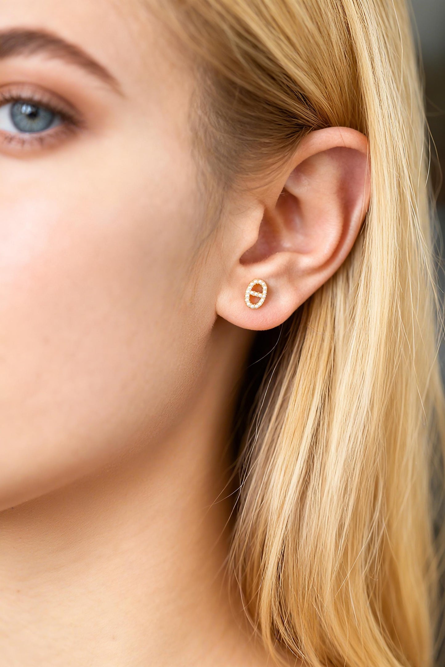 4pcs Gold/ Silver Faux Pearl Earrings, 18K Real Gold/ Rhodium Plated Brass, Dainty Stud Earring (#GB-4682)