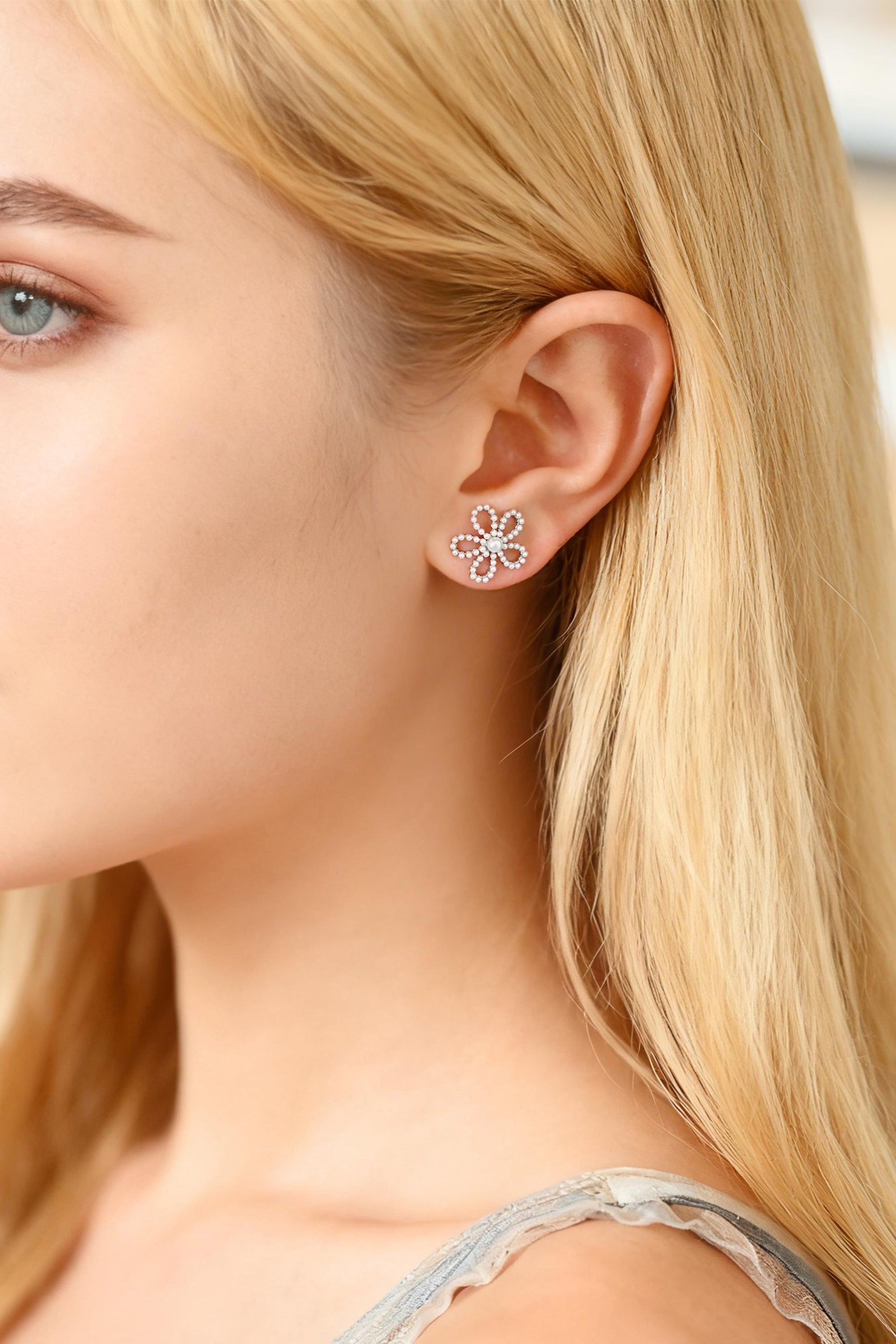 4pcs Gold/ Silver Faux Pearl Earrings, 18K Real Gold/ Rhodium Plated Brass, Dainty Stud Earring (#GB-4682)