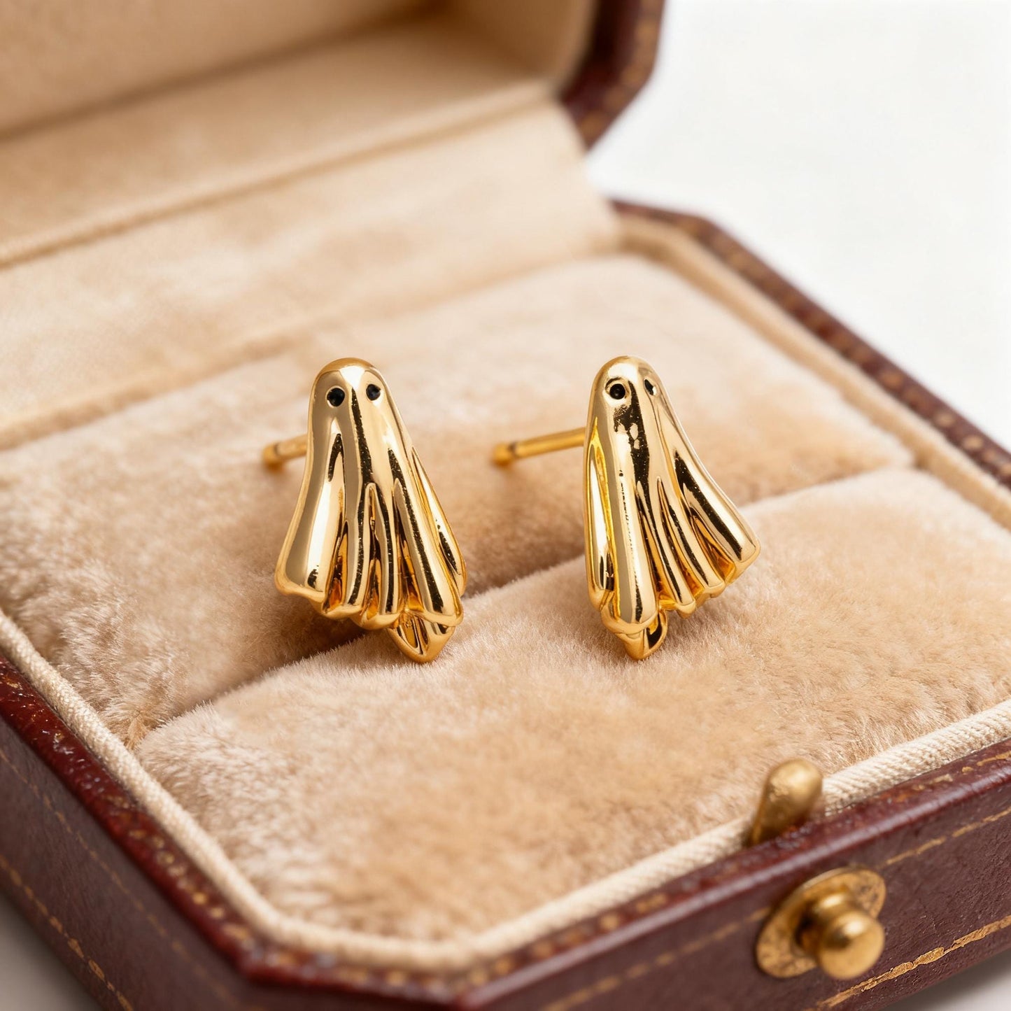 10pcs Gold Ghost Stud Earrings 11x7mm, Gold Plated Brass Minimalist Earrings (GB-4694)