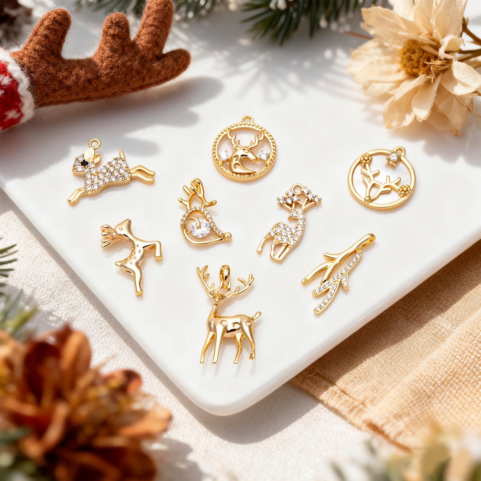 4pcs Gold Elk Deer Horn Charms, Jewelry Making, Diy Material, Jewelry Supplies (GB-2517)