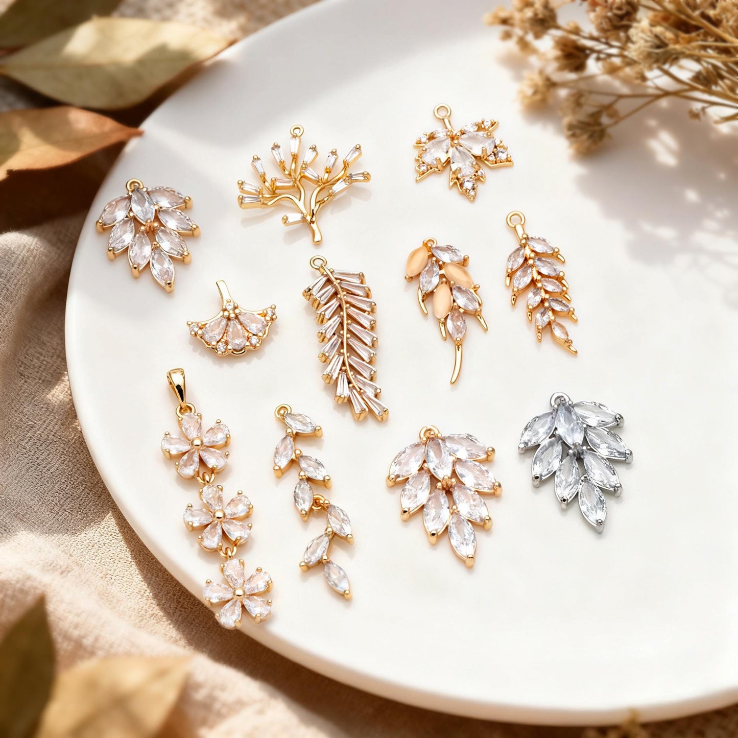 4pcs CZ pave Gold/ Silver Tone Leaf Charms, Leaf Pendants, Earring Findings, Jewelry Making, Jewelry Supplies (GB-3037)