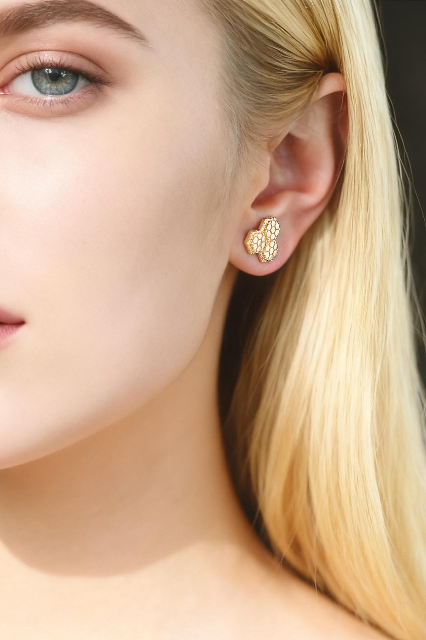10pcs Gold/ Rhodium plated Geometric Earring: Oval/ Heart/ Honeycomb Stud Earrings (GB-4618)