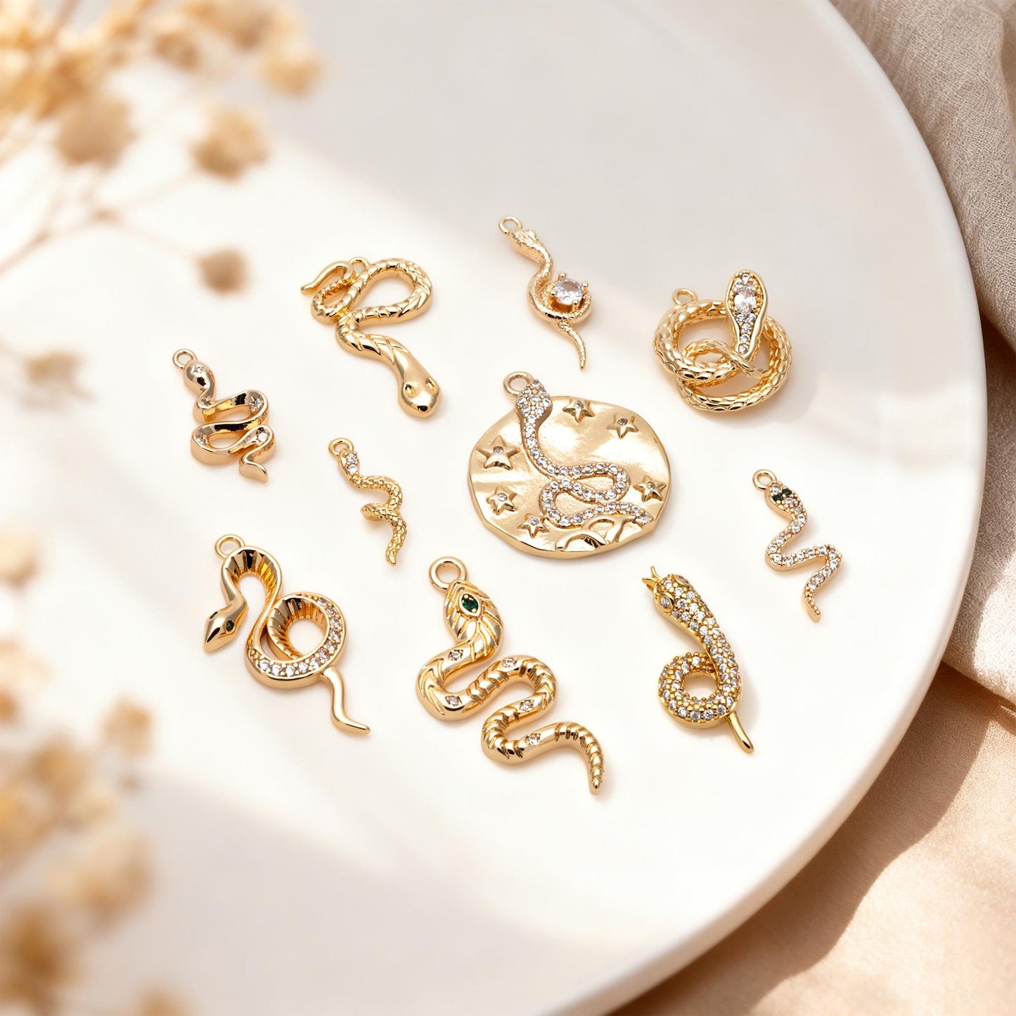 4pcs Gold Snake Charm, 18K Gold Plated Brass, Snake Necklace charm, Snake Jewelry, Snake Pendant (GB-2756)