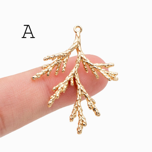 4pcs Gold Branch Charms , Real Gold Plated Brass, Christmas Pendants, Jewelry Making, Diy Material, Jewelry Supplies (GB-2672)