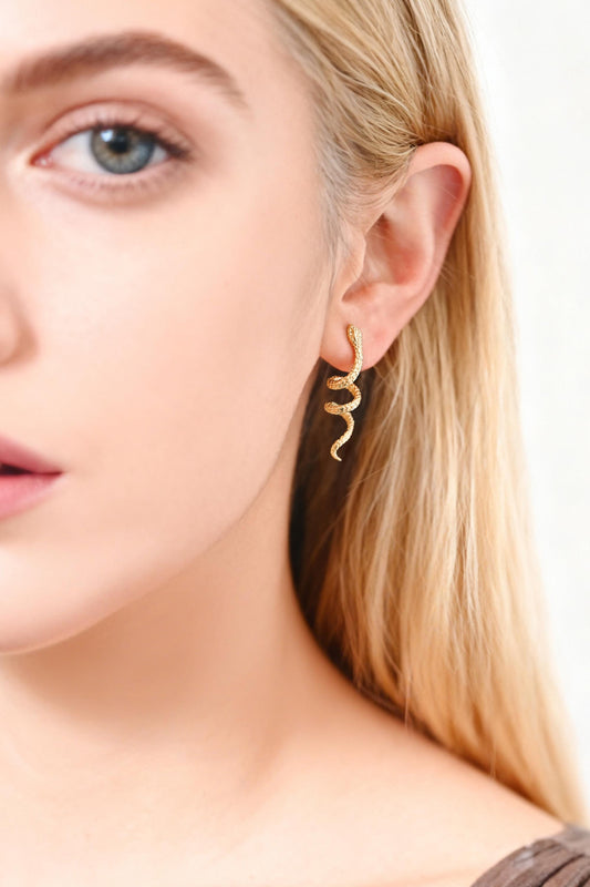 4pcs Gold Snake Earrings 32x9mm, Gold Plated Brass, Minimalist Snake Stud Earrings (GB-4607)