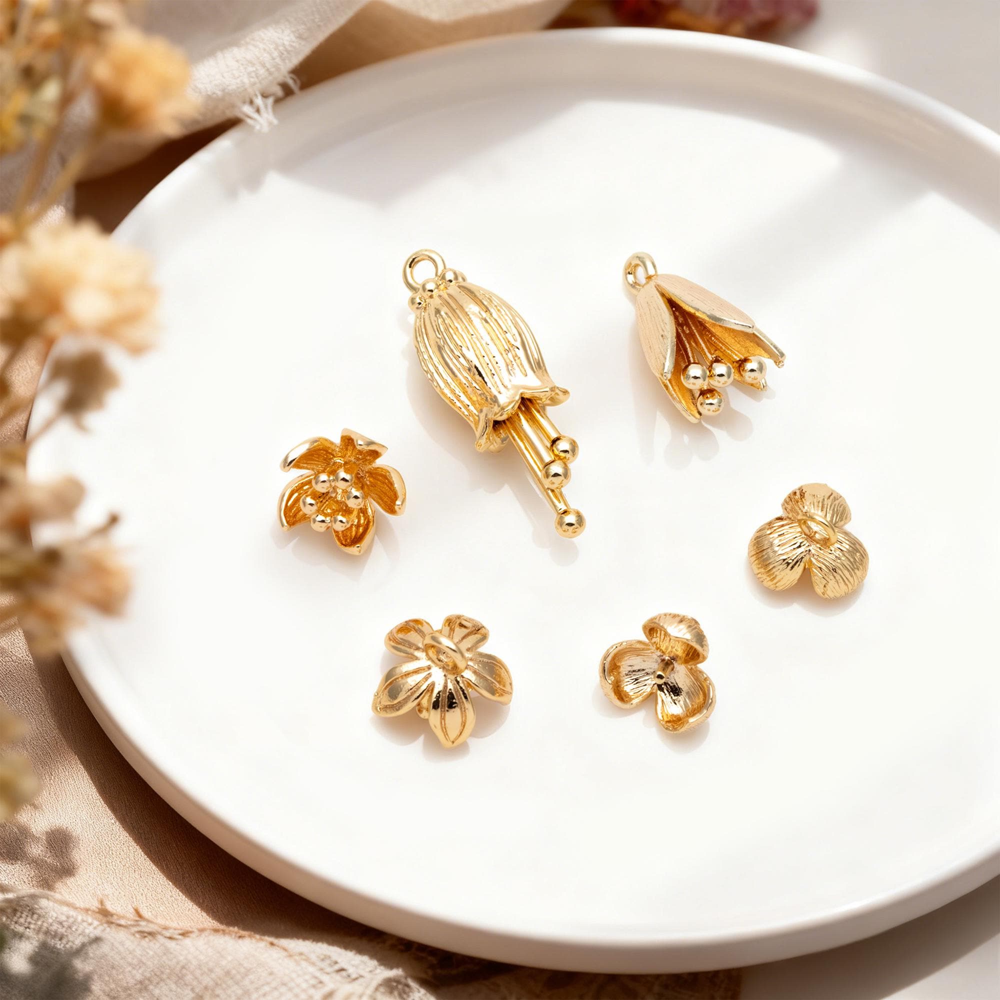 10pcs Gold/ Silver Tone Flower Bud Charms , 18K Gold plated Brass, Dainty Earring Charms (GB-1103)
