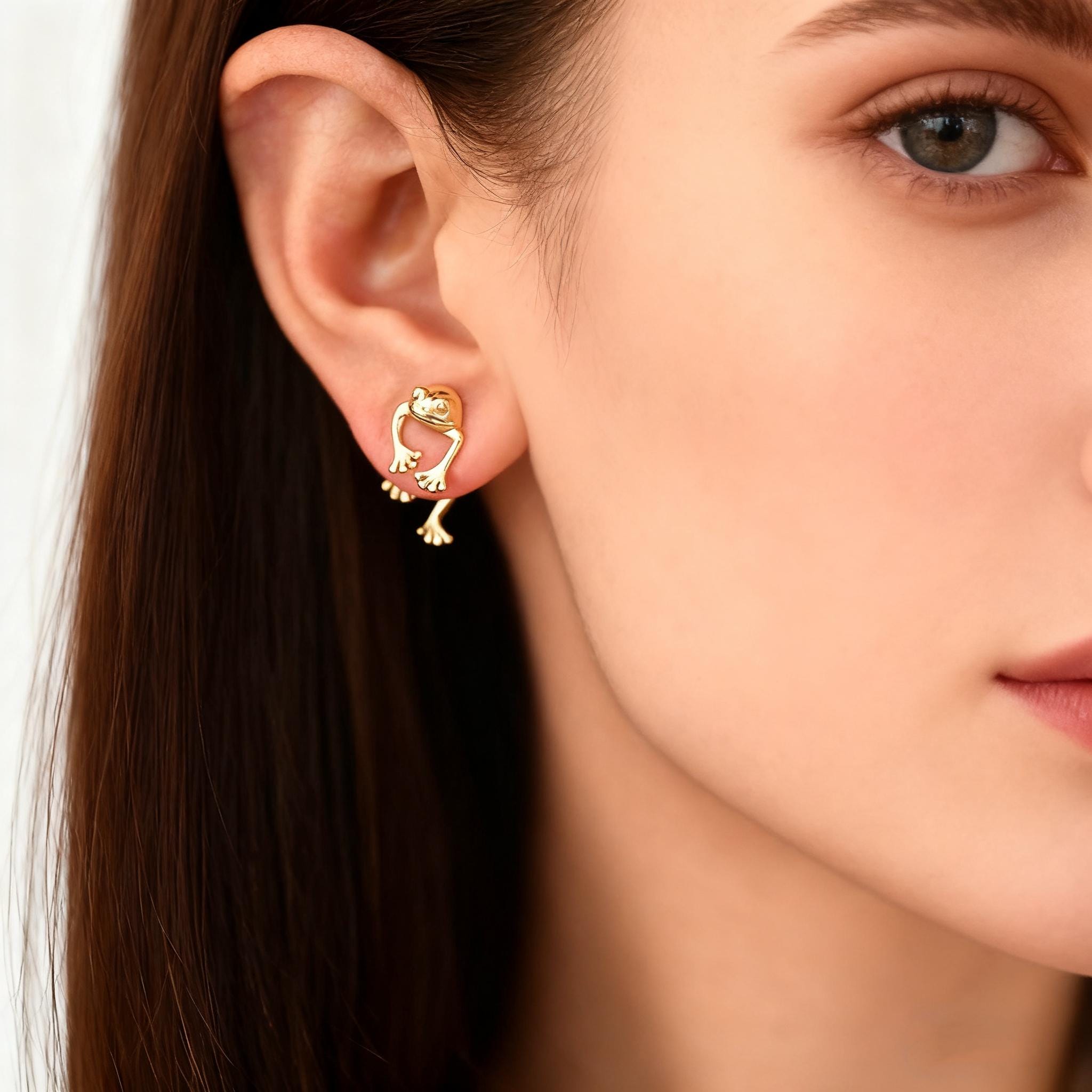 Gold/ Silver Frog Stud Earrings, Two-Piece Animal Ear Jacket, Unique Fun Gifts (GB-4533)