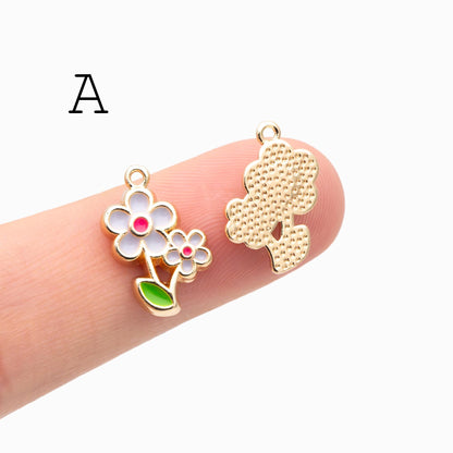 10pcs Gold Enamel Flower Charms, Gold plated Alloy, Floral Earring Pendants (GB-4709)