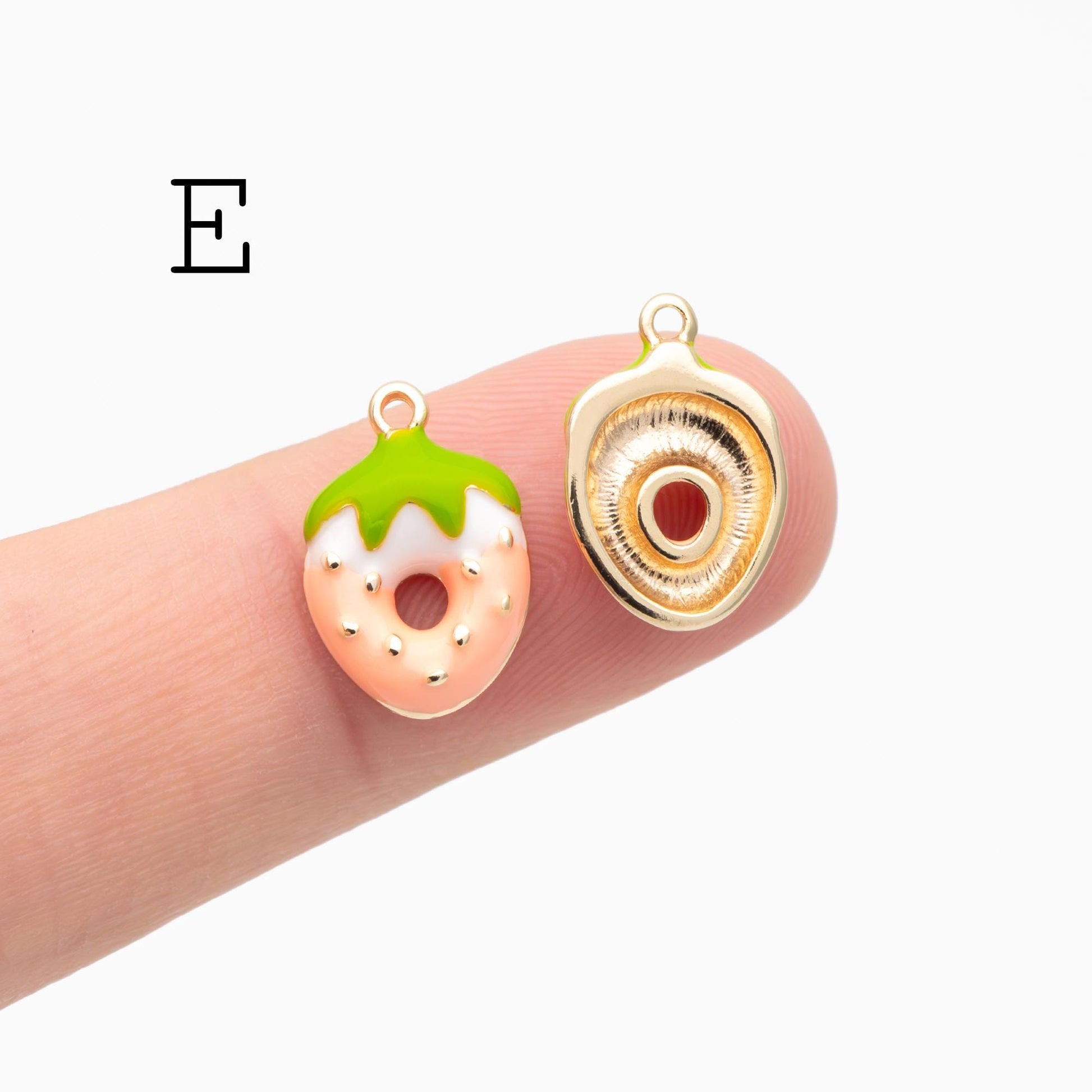 10pcs Gold Enamel Flower Charms, Gold plated Alloy, Floral Earring Pendants (GB-4709)