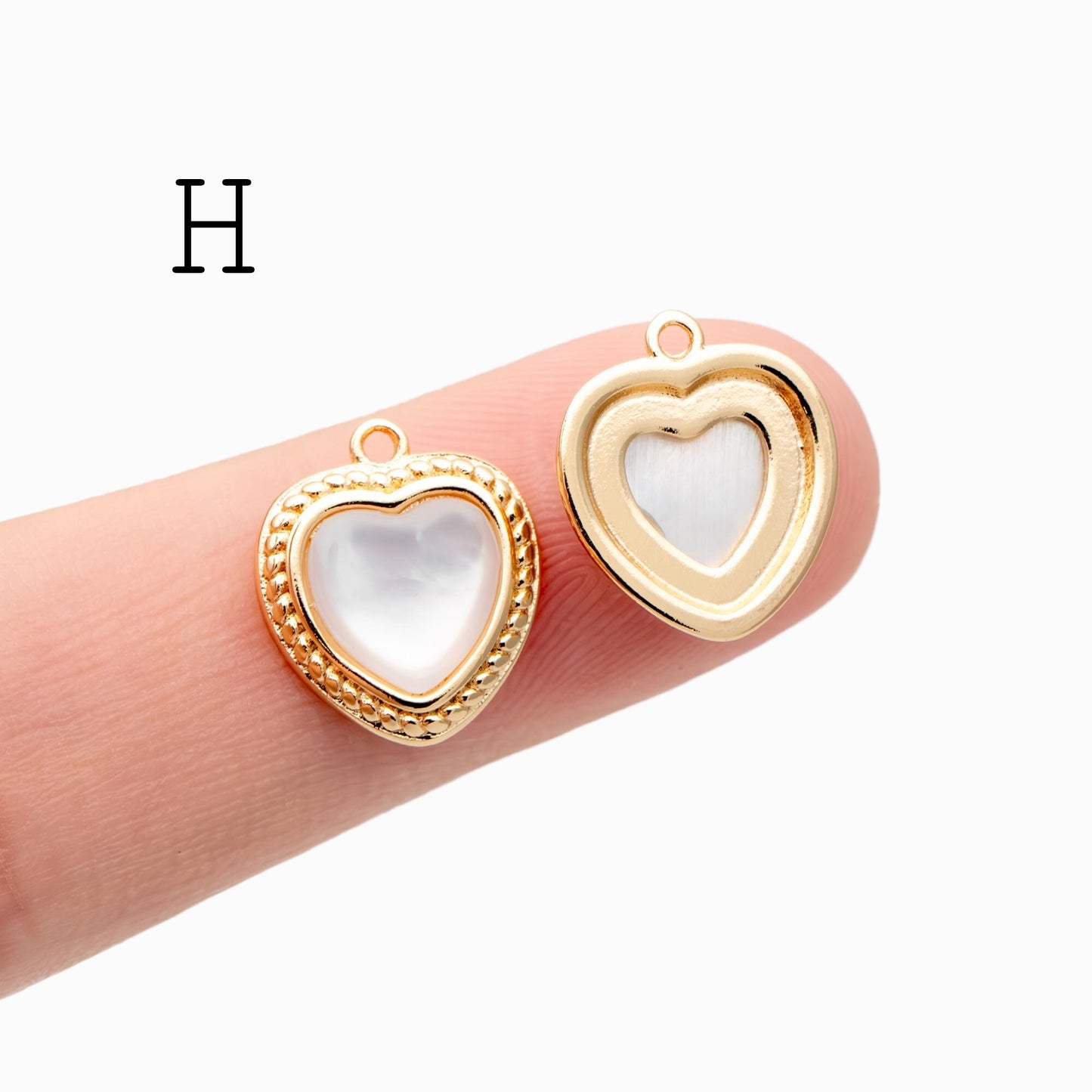 4pcs Gold/ Silver Tone Heart Charms, 18K Gold/ Rhodium plated Brass, Dainty Heart Pendants (GB-2782)