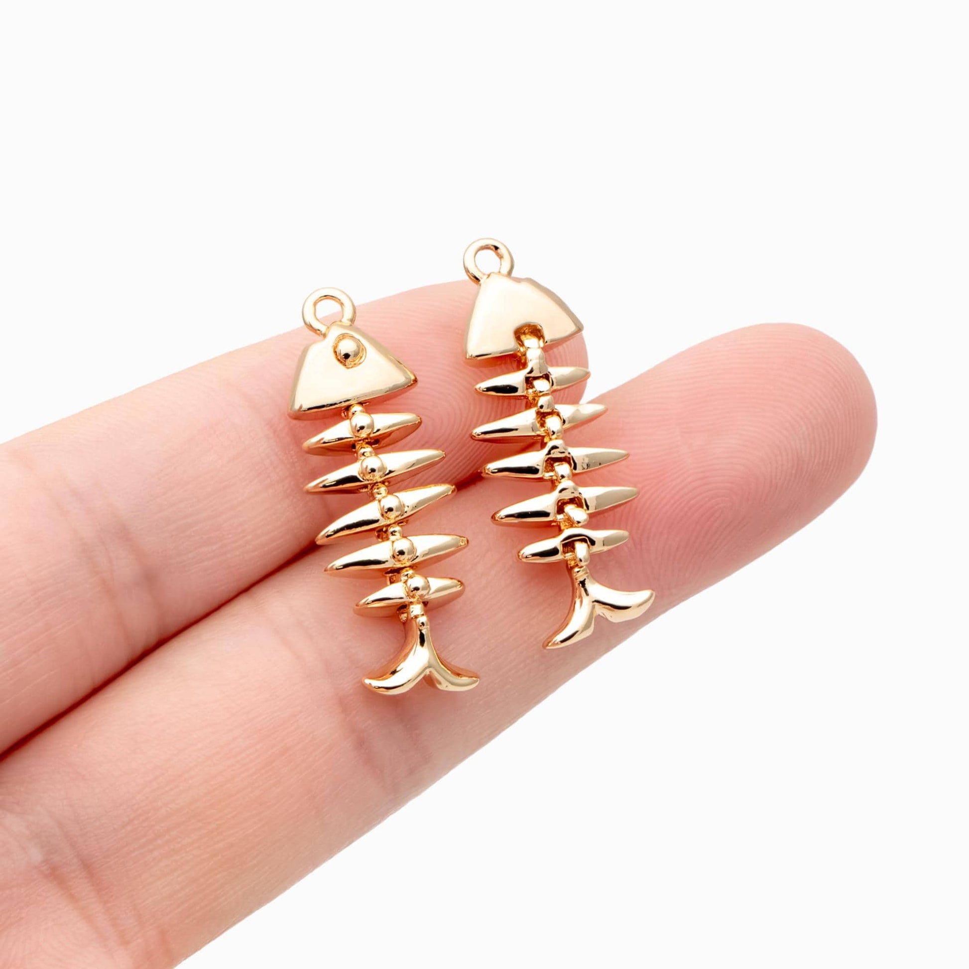 4pcs Gold Fishbone Charms, Gold Plated Brass Fishbone Pendant, Skeleton Pendant (GB-2936-D)