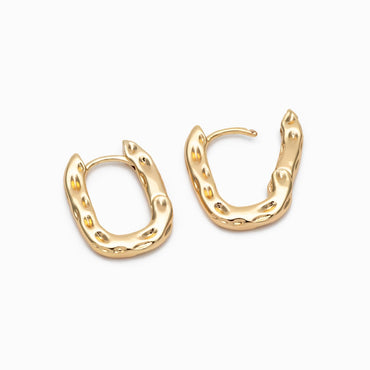 4 pieces- Rustic Oval Huggie Earrings, Gold plated Brass Ear Hoops 20x16mm (GB-4723)