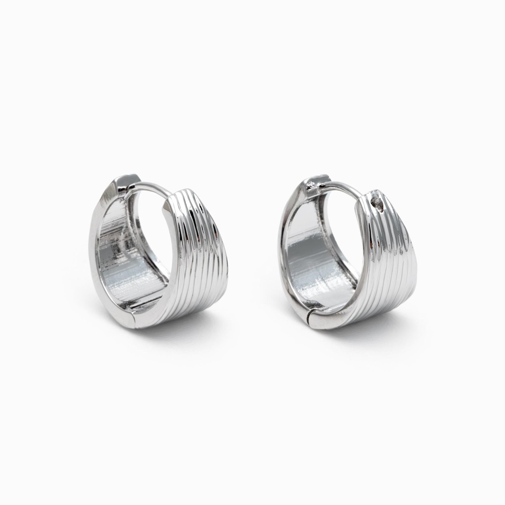 4pcs Gold/ Silver Tone Circle Hoop Earrings, 18K Gold/ Rhodium plated Brass, Chunky Huggie Earrings (GB-4738)