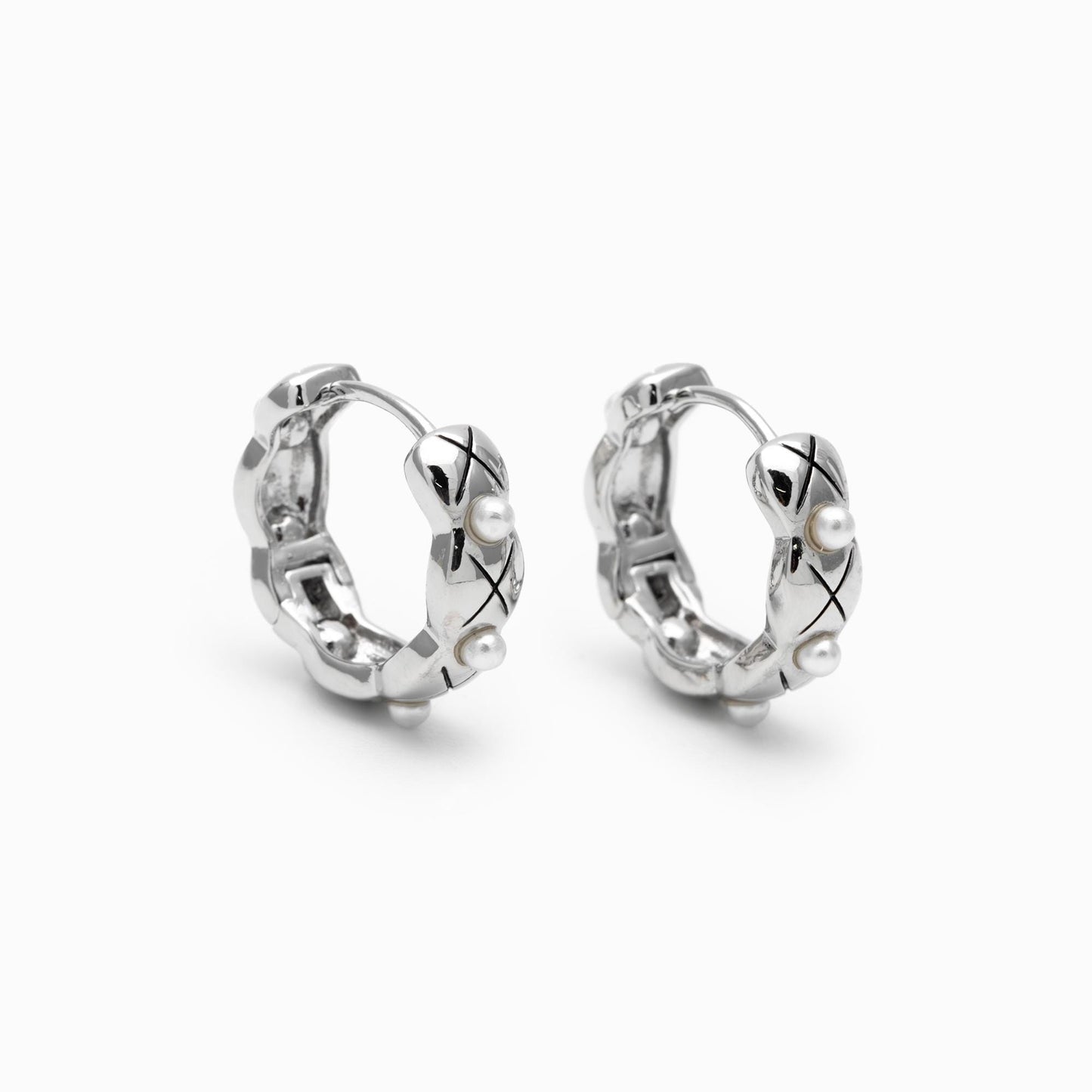 4pcs Faux Pearl Hoop Earrings, 18K Gold/ Rhodium plated Brass, Dainty Circle Huggies (GB-4749)