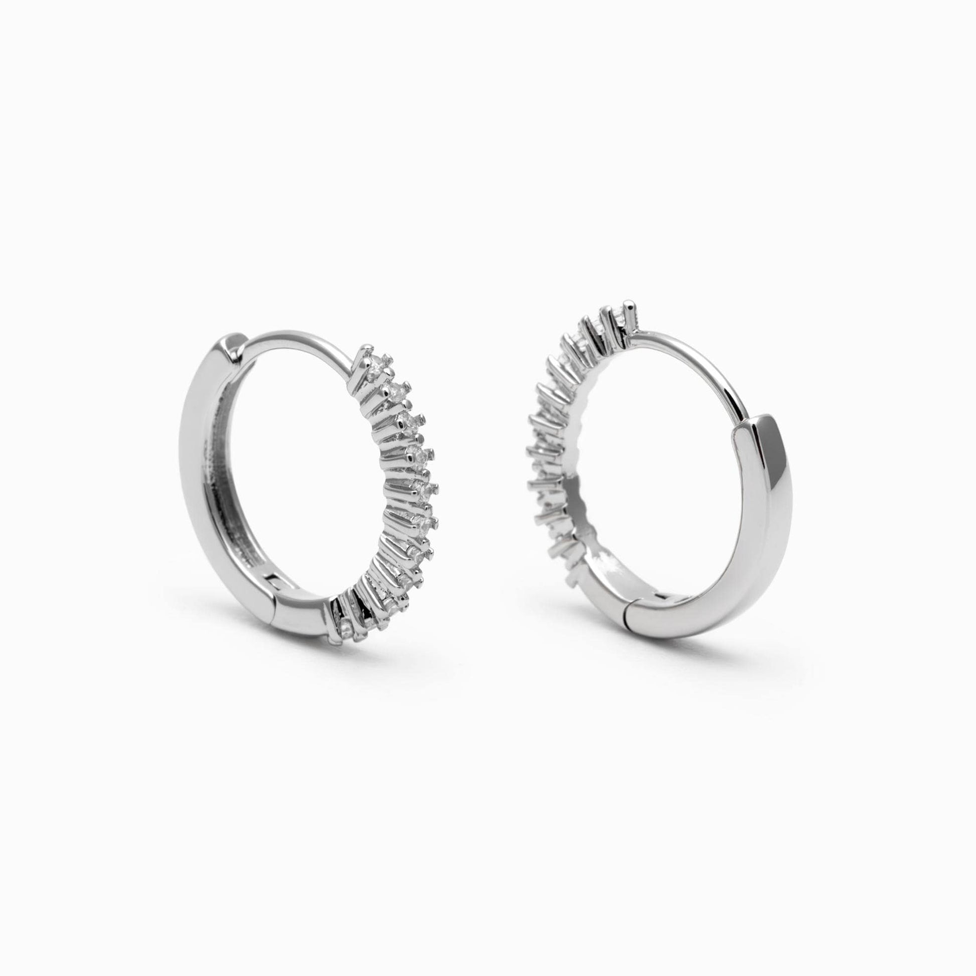 4pcs CZ Pave Gold/ Silver Ear Hoop, 18K Gold/ Rhodium plated Brass Huggie Earrings 16mm (GB-4728)