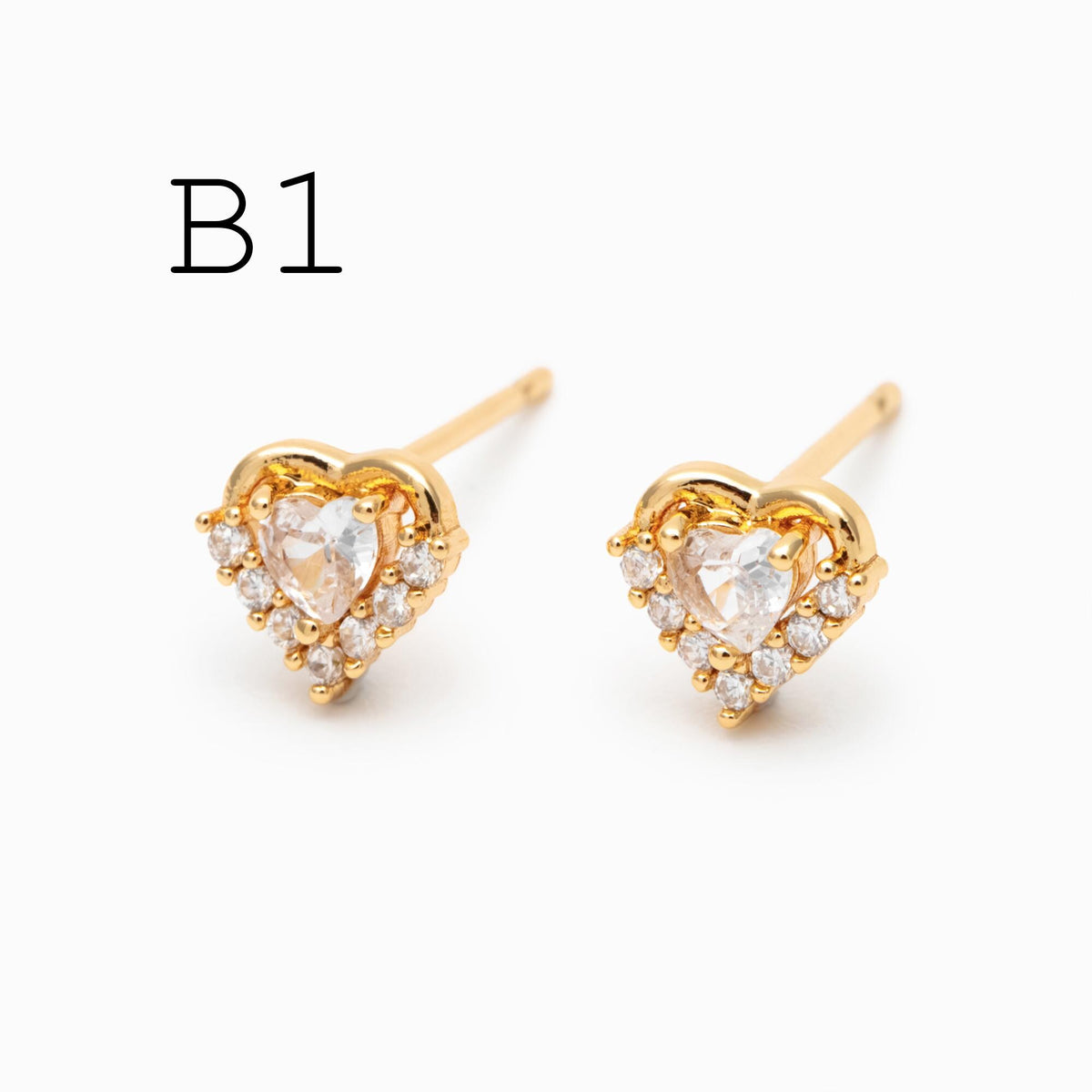4pcs CZ Pave Heart Ear Posts, Gold Plated Brass Stud Earrings, Jewelry Findings, Wholesale Supplies (GB-3115)