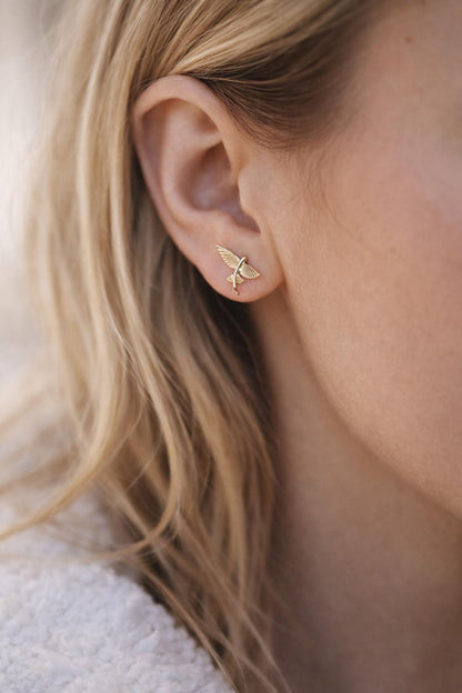 10pcs Gold/ Silver Tone Flying Fish Earrings, 18K Real Gold/ Rhodium Plated Brass, Minimalist Ocean Stud Earrings (GB-4460-L)