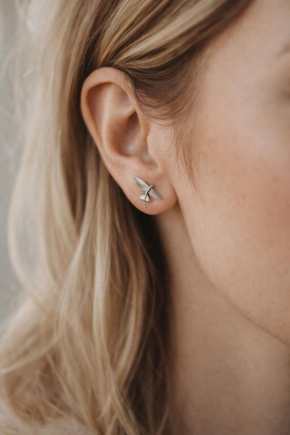 10pcs Gold/ Silver Tone Flying Fish Earrings, 18K Real Gold/ Rhodium Plated Brass, Minimalist Ocean Stud Earrings (GB-4460-L)