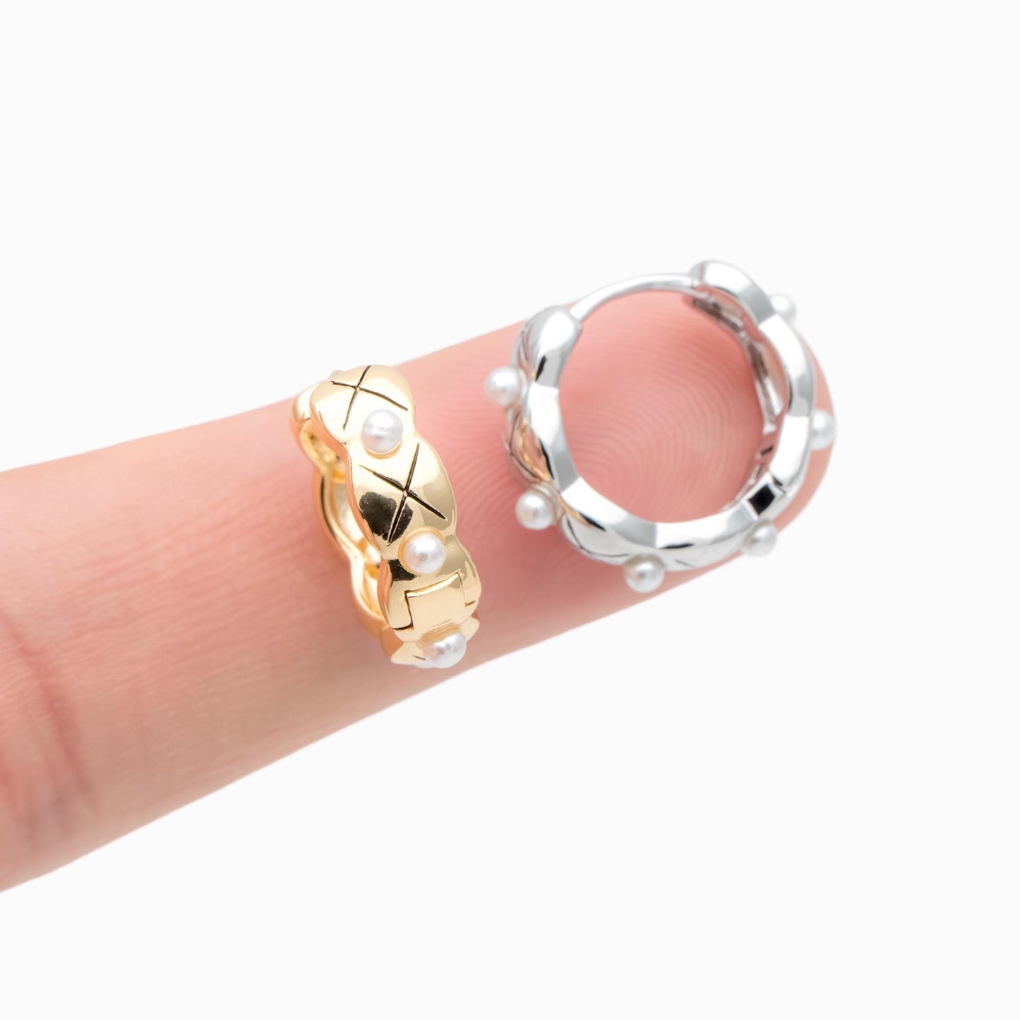 4pcs Faux Pearl Hoop Earrings, 18K Gold/ Rhodium plated Brass, Dainty Circle Huggies (GB-4749)