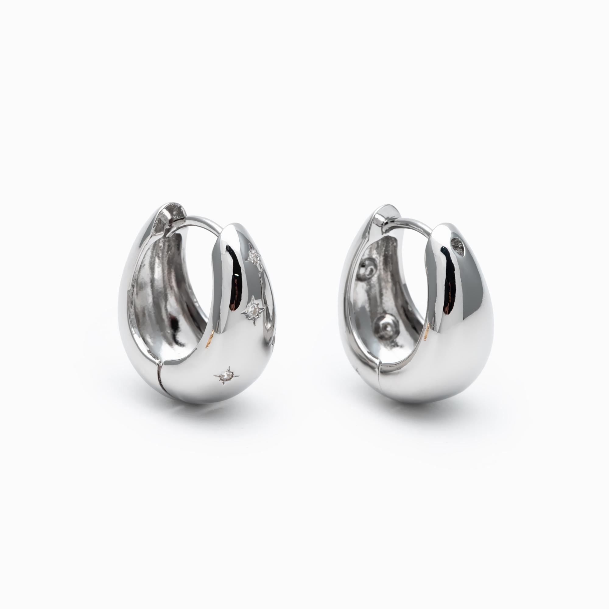 4pcs Gold/ Silver tone Oval Hoop Earrings, 18K Real Gold/ Rhodium plated Brass, CZ Pave Huggie Earrings (GB-4751)