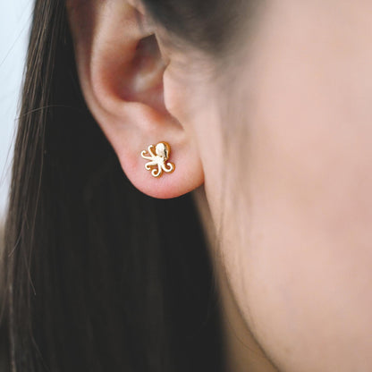 10 pieces- Ocean Theme Gold Stud Earrings, Sea Animal Studs, Dolphin Turtle Shell Shark Earrings, Wholesale Jewelry Supplies (GB-4460)