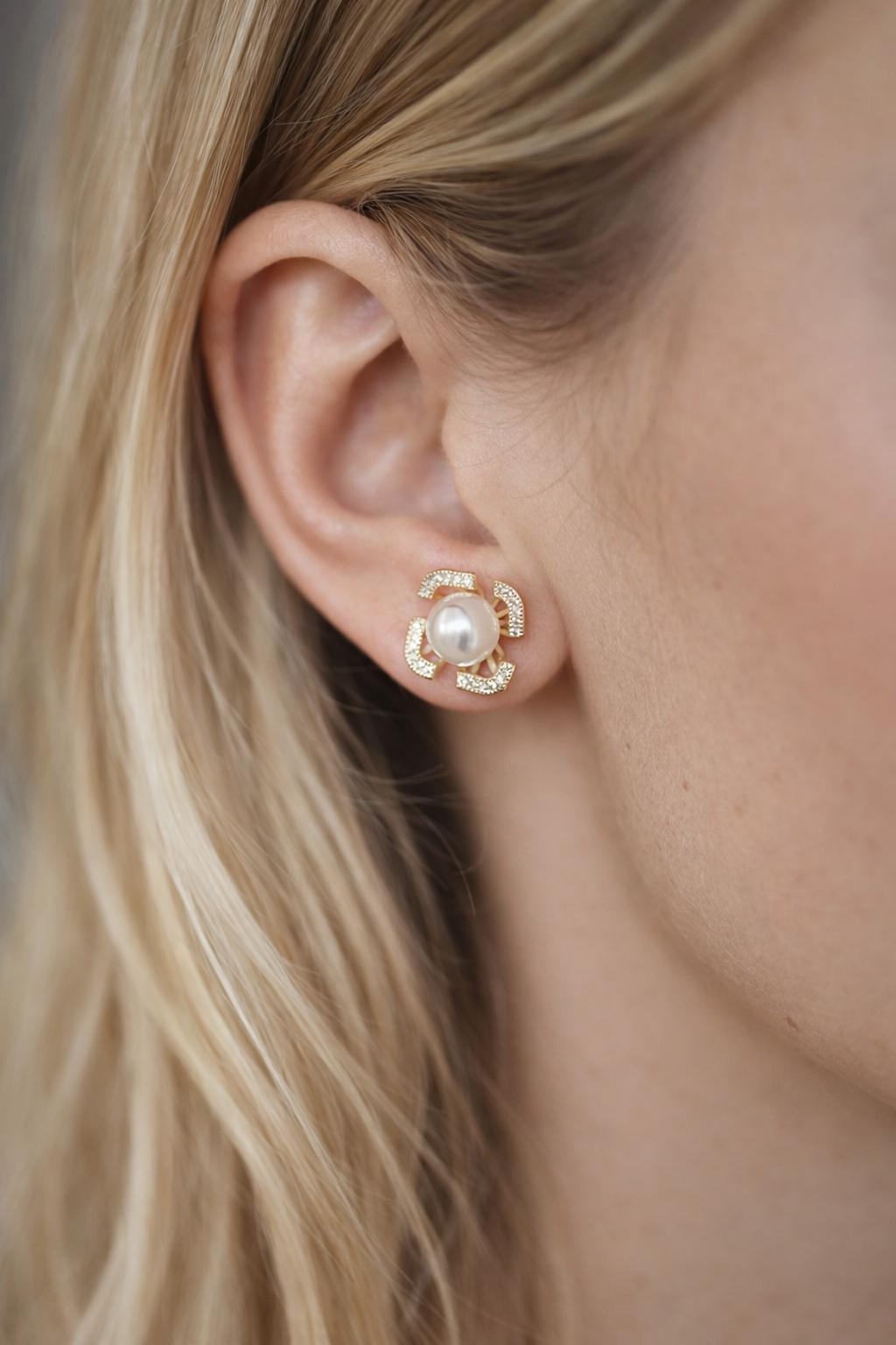 4pcs CZ Pave Flower Ear Post with Loop, 13mm, Pearl Earring Mounts, Half Drilled Pearls Earring Settings (#GB-926)