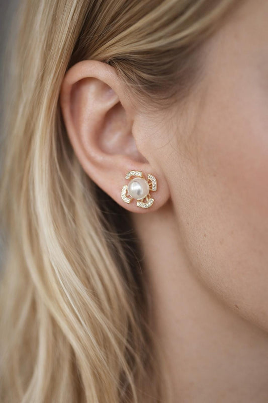 4pcs Glass Pearl Flower Earring with Loop, 18K Gold plated Brass, Dainty Stud Earrings (#GB-926)
