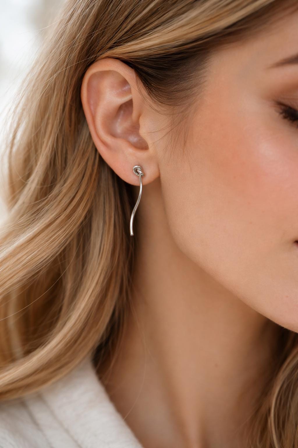 4pcs Gold/ Silver Tone Knot Stud Earrings, Rhodium plated Brass, Minimalist Stud Earrings (GB-2260)