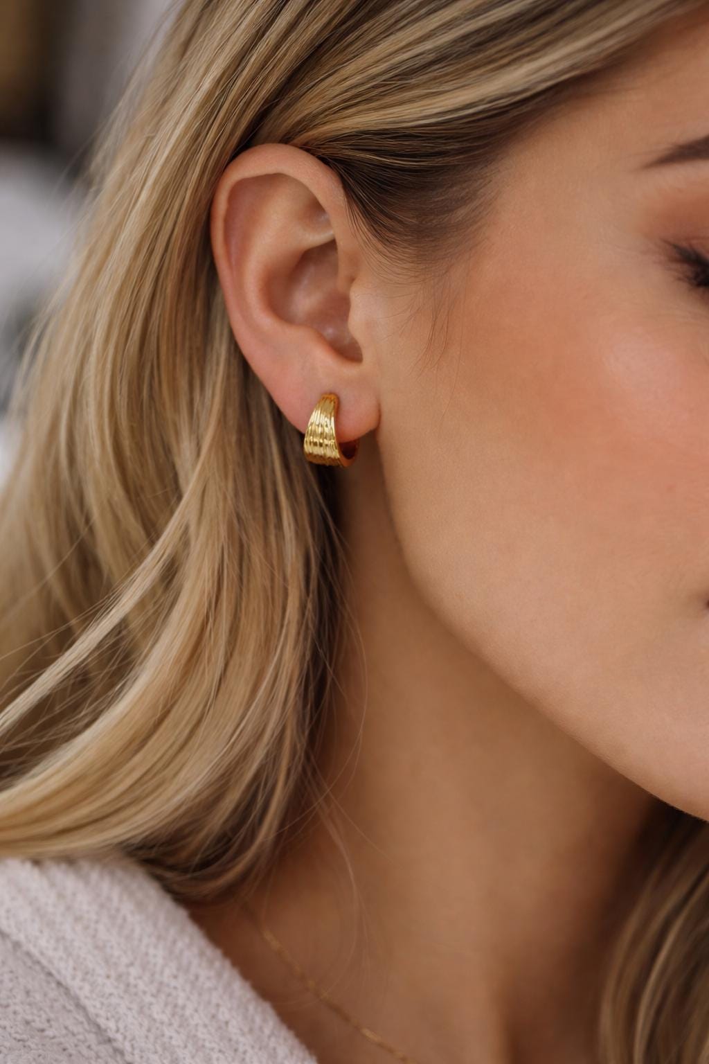 4pcs Gold/ Silver Tone Circle Hoop Earrings, 18K Gold/ Rhodium plated Brass, Chunky Huggie Earrings (GB-4738)