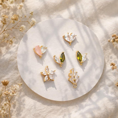 4pcs CZ Pave Flower Heart Earring with Loop, Gold Plated Brass leaf Stud Earrings, Dainty Earring, Wholesale Supplies (GB-314)