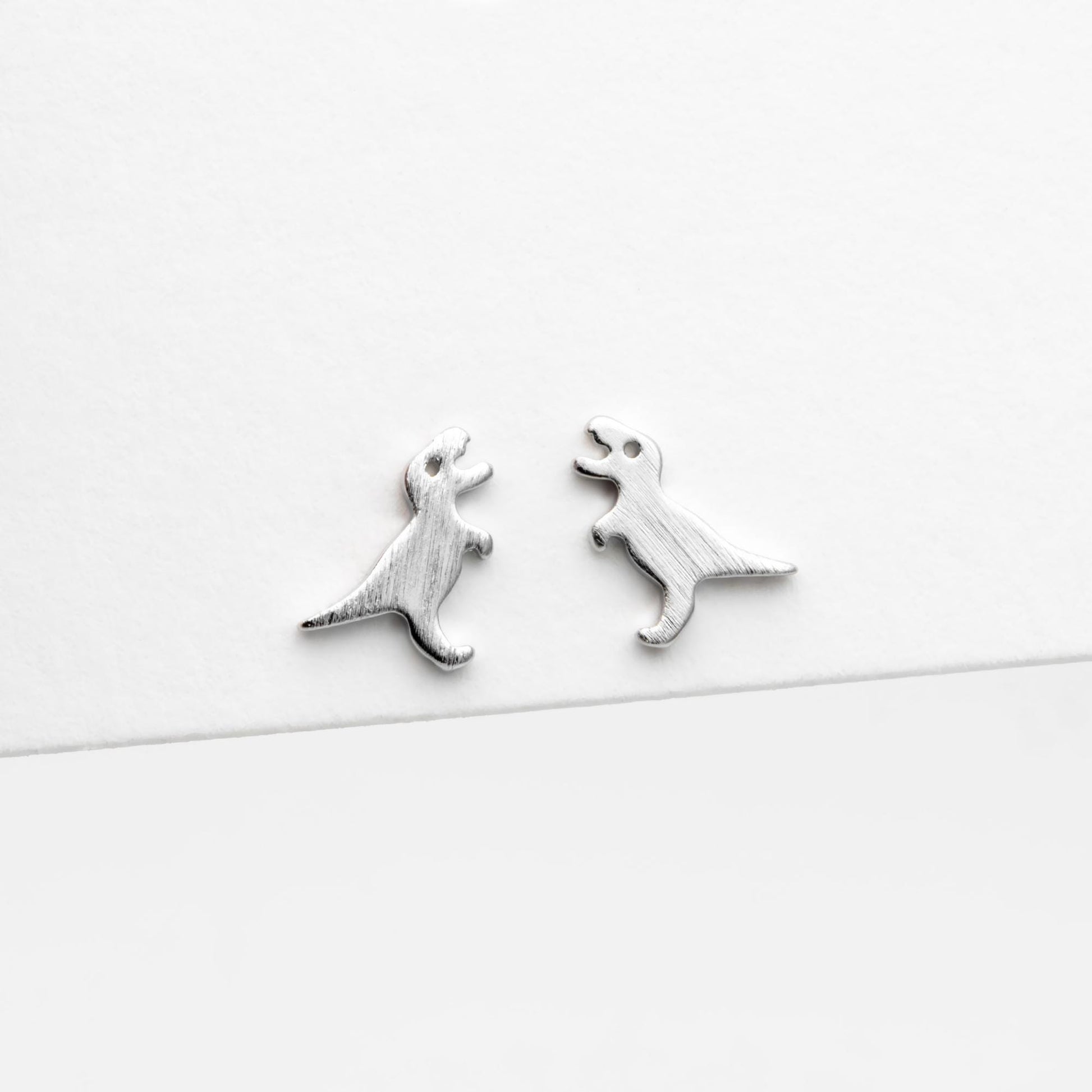 10pcs Gold/ Silver Brushed Dinosaur Earrings 8x9mm, Tiny Stud Earrings (GB-4082)