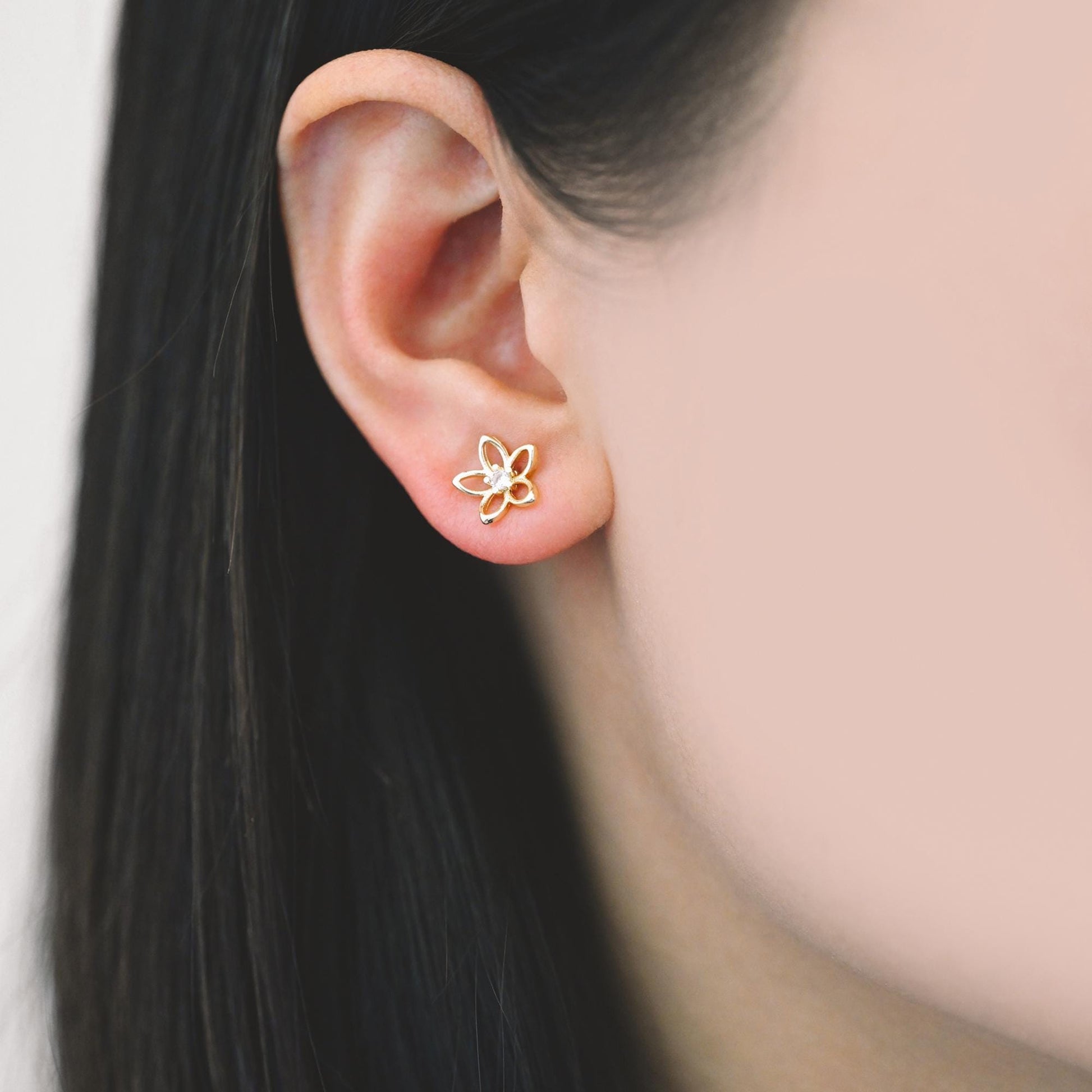 10pcs Gold/ Silver Hollow Butterfly Stud Earrings, Gold/ Rhodium plated Brass, Jewelry Supplies (GB-4323)